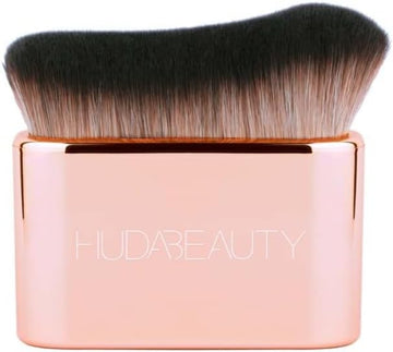 Huda Beauty Body Brush (For Body Highlighters) Body Brush Blur & Glow