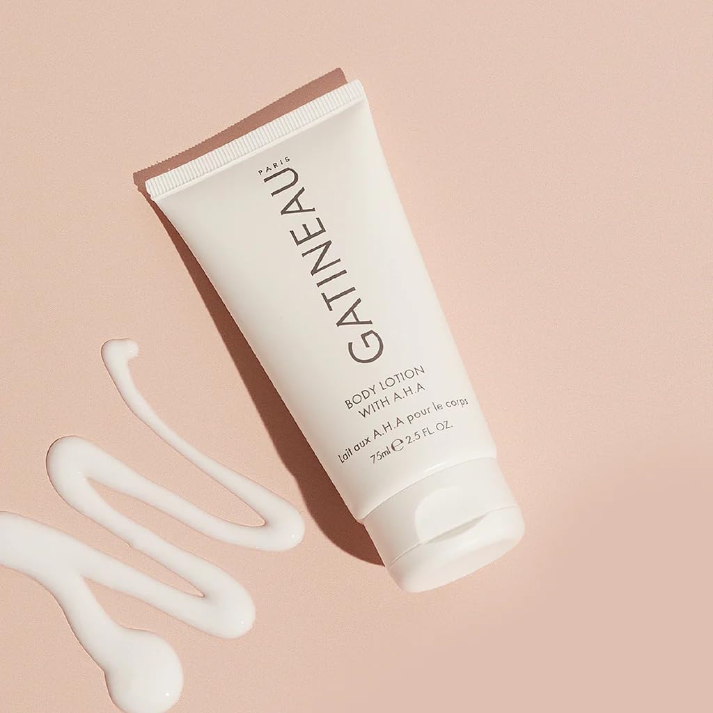 Gatineau - Moistursing Duo Gift Set, AHA Body Lotion (75ml) and Defi Lift Neck & Décolleté Gel (50ml) : Amazon.co.uk: Beauty