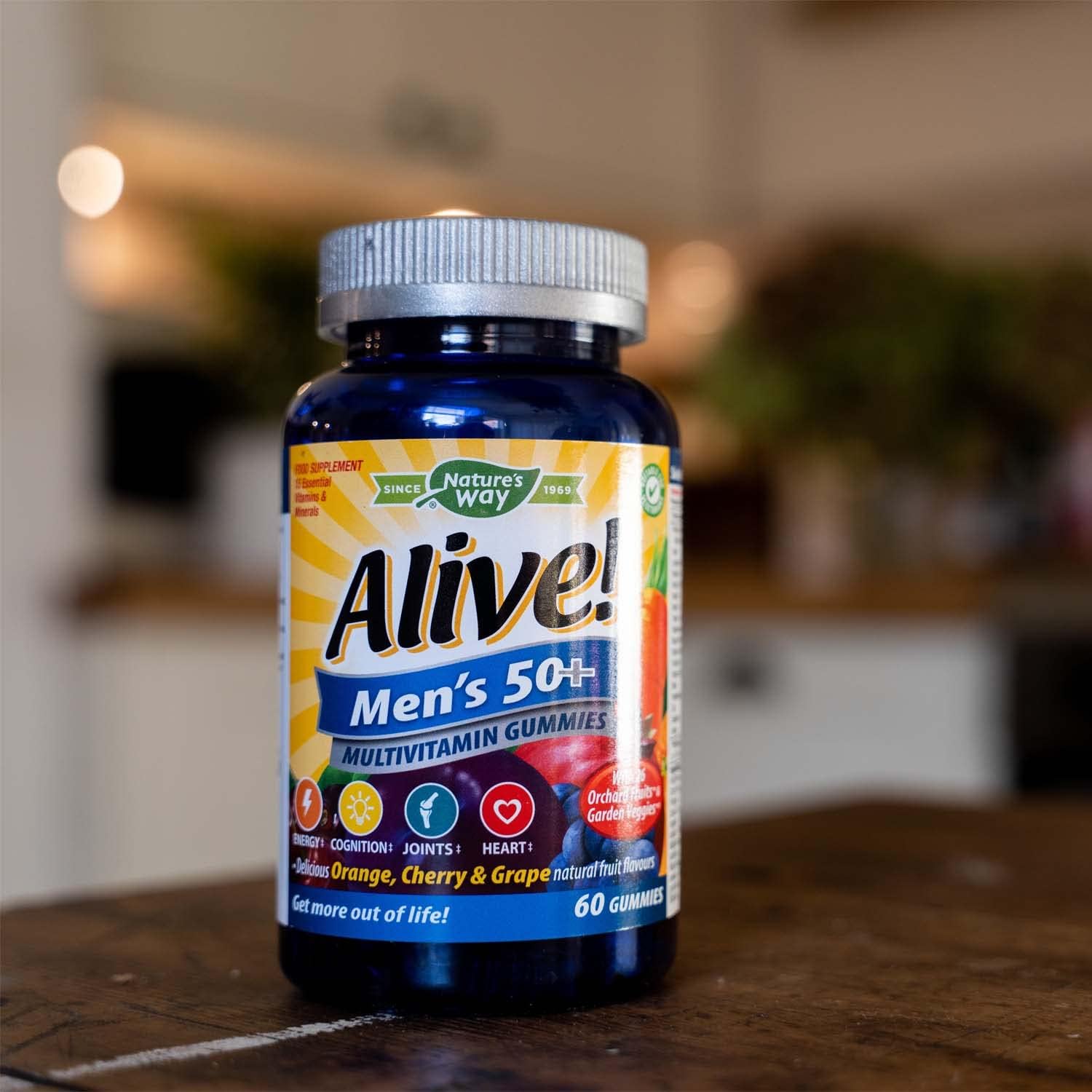 Alive! Men's 50+ Multivitamin Gummies, A Unique Dried Blend of 26 Fruits and Vegetables, Specially Formulated for Men Over Fifty, Suitable for Vegetarians - 60 Gummies : Amazon.co.uk: Health & Personal Care