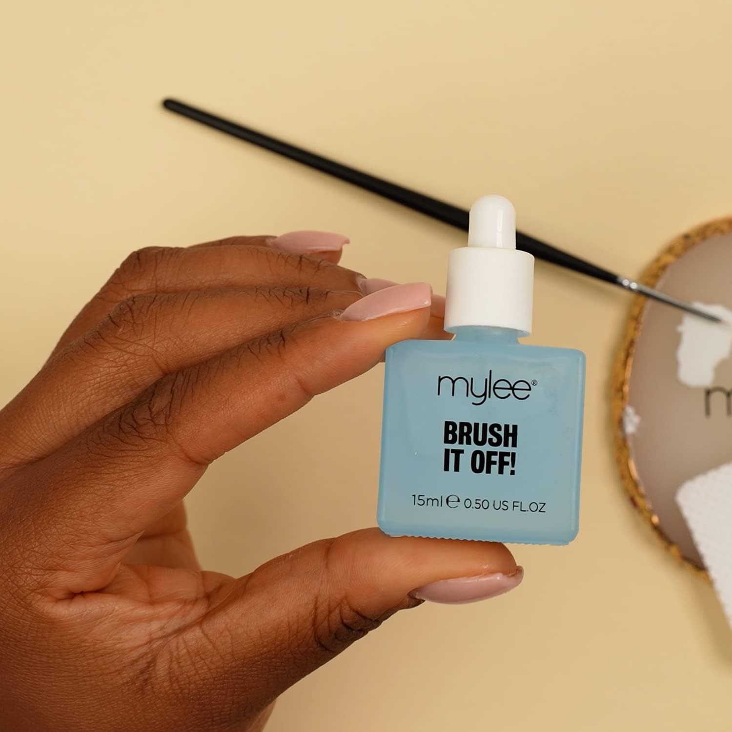 MYLEE Brush It Off Nail Art Gel Brush Cleaner Professional Grade Brush Cleaner for Nail Art Brushes – Vegan, Clear, and Alcohol-Free Cleanser Solution : Amazon.co.uk: Beauty