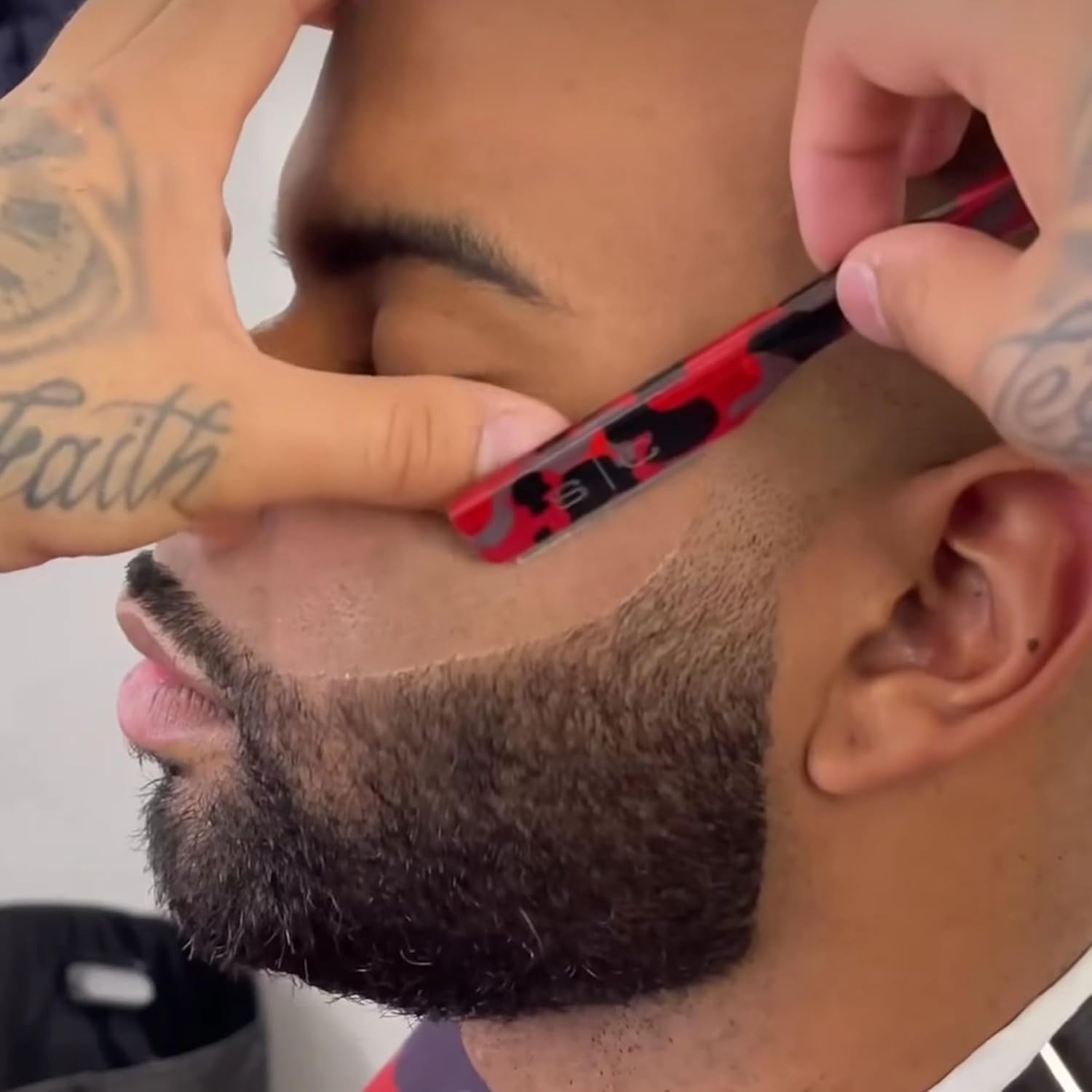 Stylecraft X Deluxe Line Professional Barber Straight Razor Camo Red (Blade Not Included) : Beauty & Personal Care