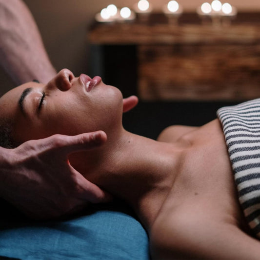 1 Gallon Ylang Ylang Essential Oil With Pure Jojoba, Grape Seed, Argan Oil And With A Very Rich Selection Of Plants Extract