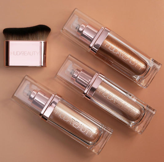 Huda Beauty Body Brush (For Body Highlighters) Body Brush Blur & Glow