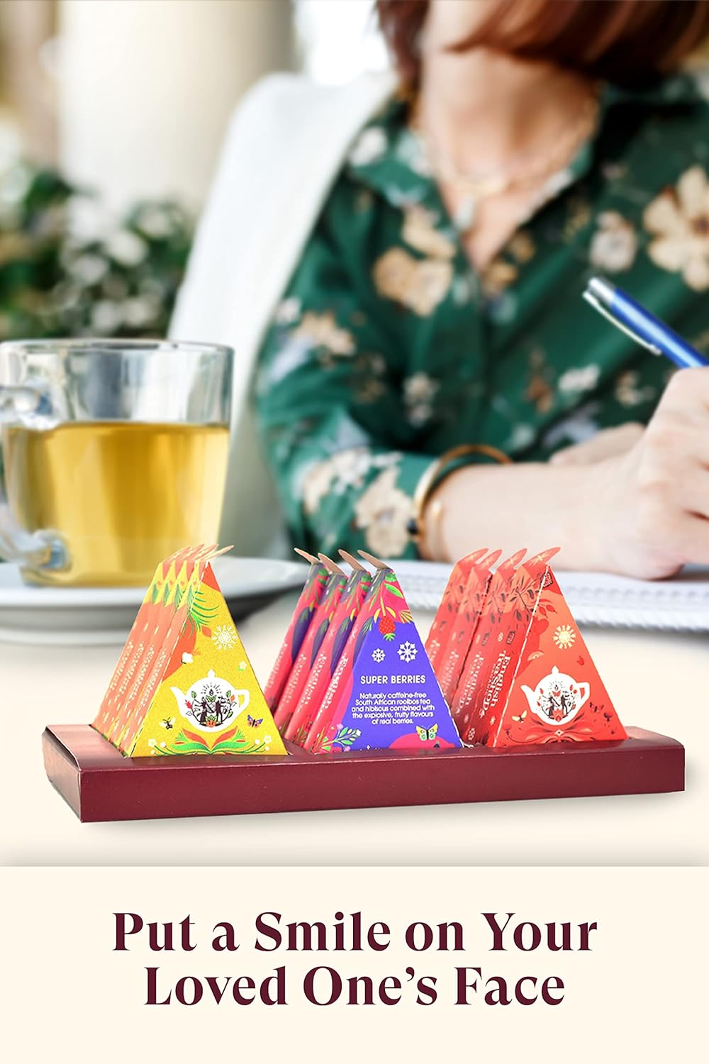 English Tea Shop Organic Holiday Super Goodness Collection - 12 Loose Leaf Pyramid Tea Bags : Amazon.co.uk: Grocery