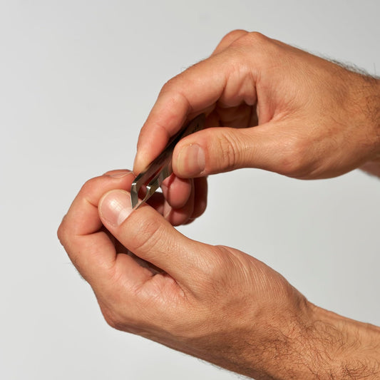 Tweezerman G.E.A.R For Men Mini Hangnail Squeeze And Snip Nipper