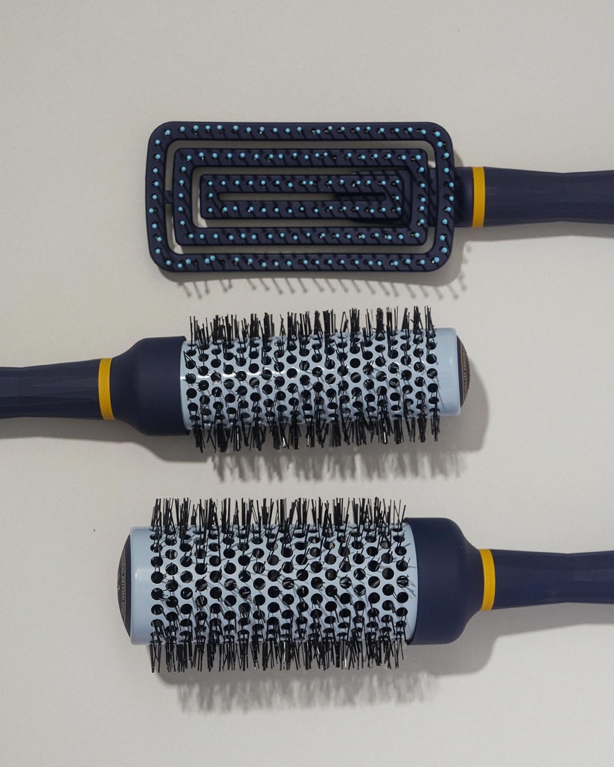 British M Hot Curling Ceramic Brush Round 33Mm – Anti-Frizz Styling Brush For A Smooth Salon Look – Ideal For All Hair Types : Beauty & Personal Care