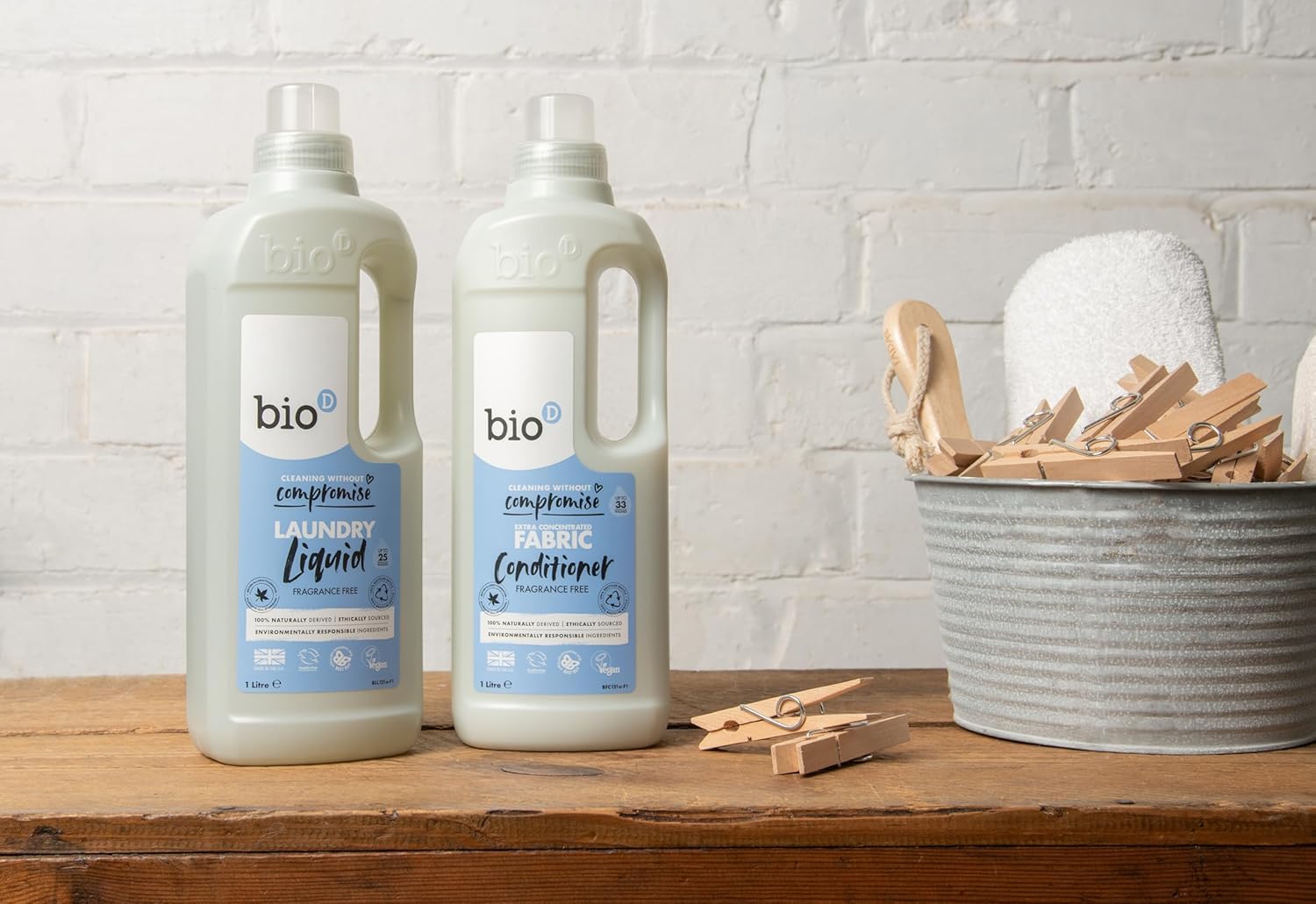 Bio D Extra Concentrated Liquid Fabric Conditioner Fragrance Free 1L | 33 Washes | Allergy Free | Vegan | Cruelty Free