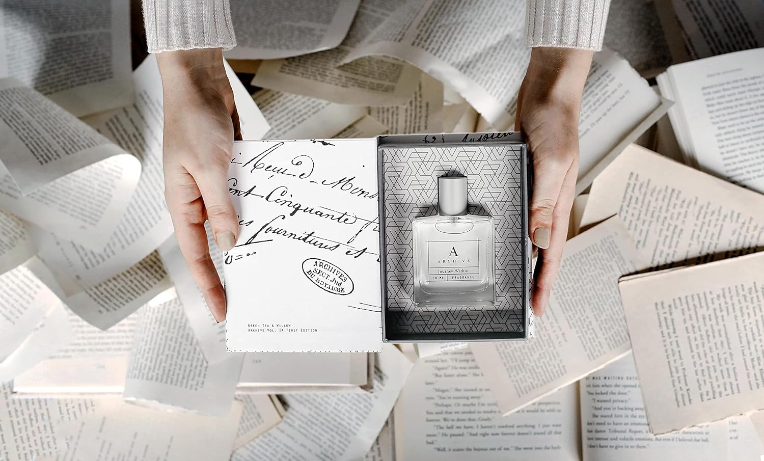 Archive Poet At Heart Fragrance Captivating Aromatic Botanicals Aromatherapeutic Scent For Men Or Women 50Ml : Beauty & Personal Care