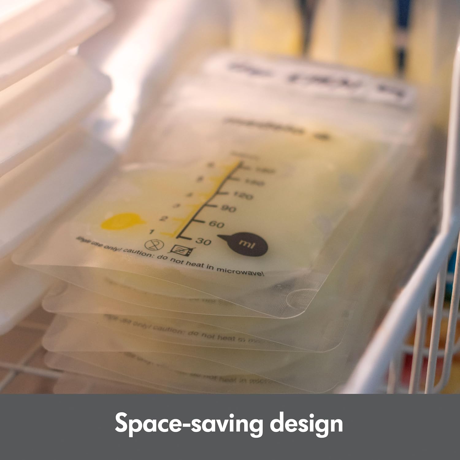 Medela Breastmilk Storage Bags, 200 Count, Ready To Use Breast Milk Storing Bags For Breastfeeding, Self Standing Bag, Space Saving Flat Profile, Hygienically Pre-Sealed, 6 Ounce : Baby