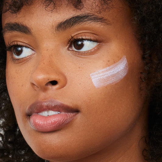 Algenist Sublime Defense Ultra Lightweight Uv Defense Fluid Spf50 - Sheer, Oil-Free Face Sunscreen With Vitamin E, Echinacea & Green Tea - Non-Comedogenic & Hypoallergenic Skincare (30Ml / 1Oz)