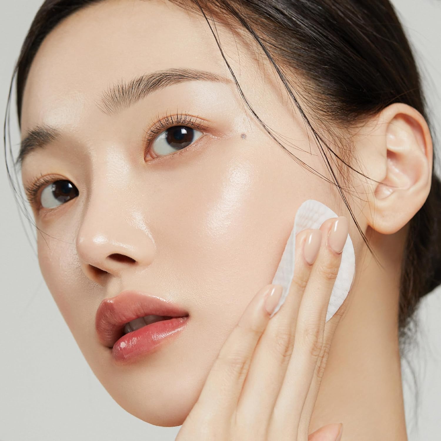 Medicube Salmon Dna Pdrn Pink Collagen Jelly Pad | Korean Gel Toner Pads With Niacinamide, Madecassoside, Retinol | Soothing, Radiance&Uneven Skin Tone | Korean Skin Care | 70Pads : Beauty & Personal Care