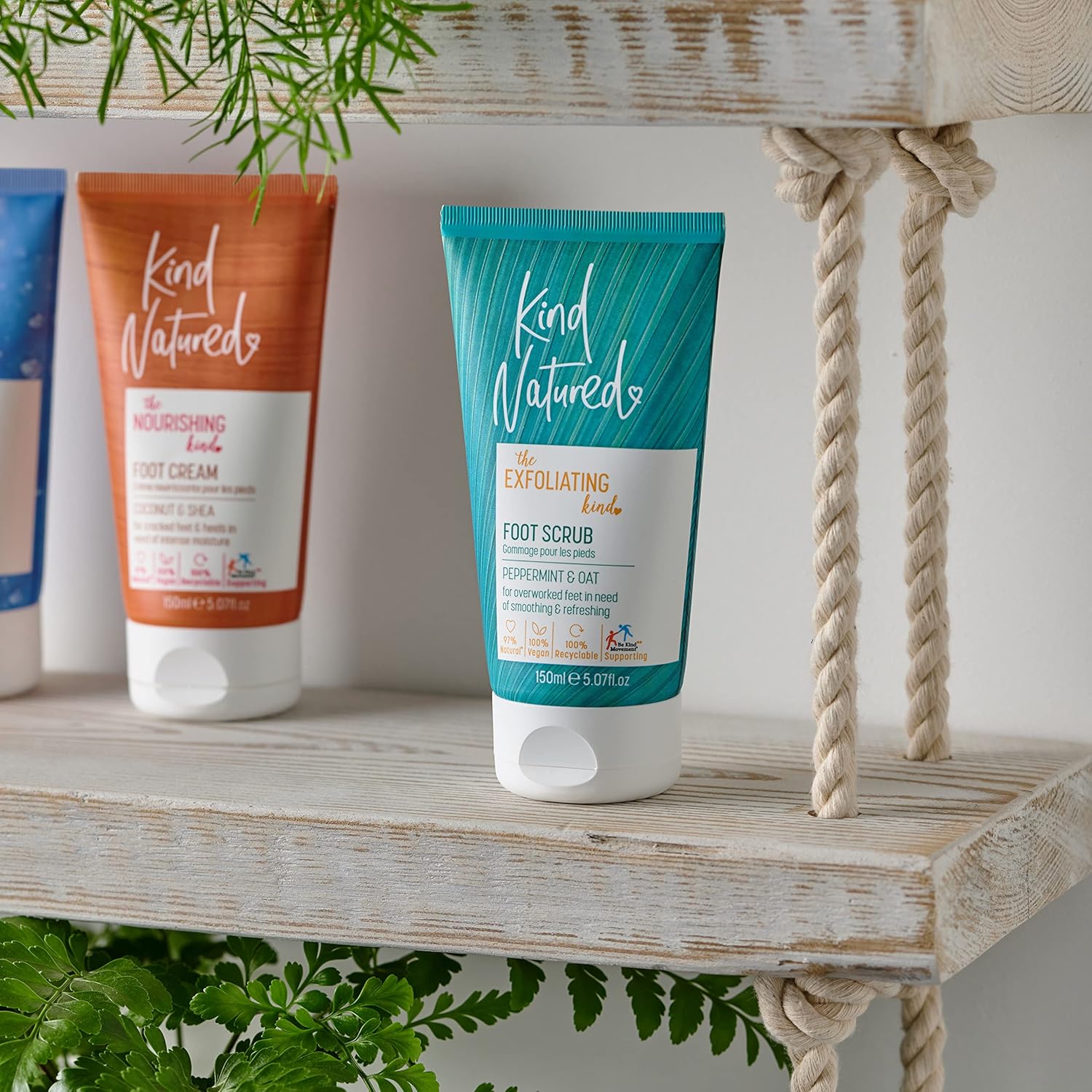 KIND NATURED Peppermint & Oat Exfoliating Foot Scrub 150ml : Amazon.co.uk: Beauty