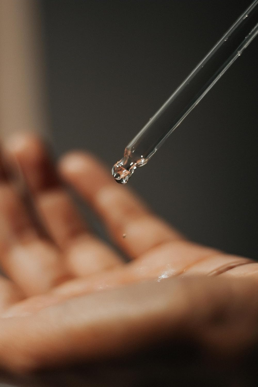 OSKIA Liquid Mask β Overnight Lactic Acid Mask with Probiotics & Niacinamide for Exfoliation & Radiance : Amazon.co.uk: Beauty