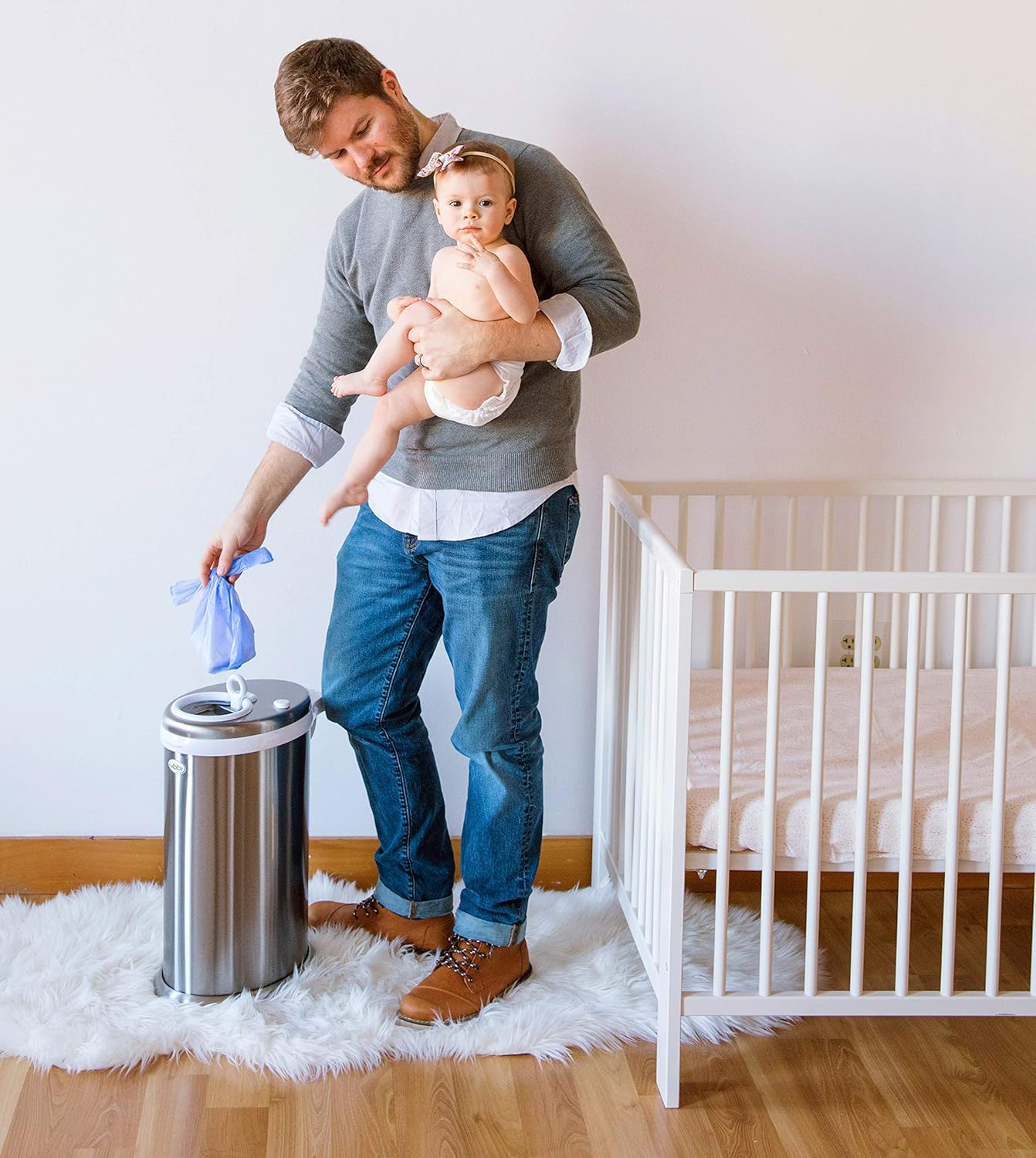 Ubbi Disposable Nappy Sacks, Lavender Scented, Easy-To-Tie Tabs, Baby Diaper Disposal Or Pet Waste Bags, Value Pack, 400 Count