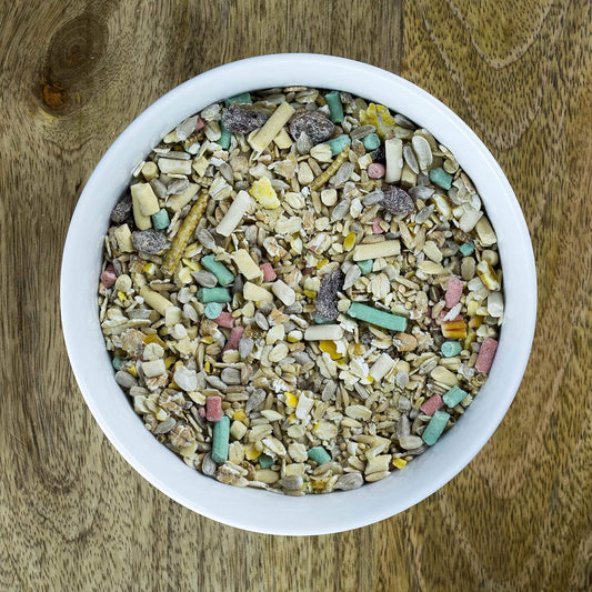 Wild Bird Food Seed Feed Mix With Suet Pellets For Small Garden Birds 1.8Kg - Seedzbox - Deluxe Grains & Nuts - Natural Food For Wrens Robins & Finches