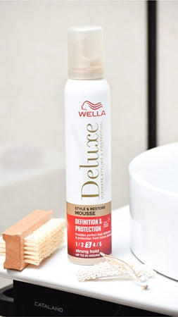 Wella Deluxe Definition & Protection Styling Mousse For Abundant Volume