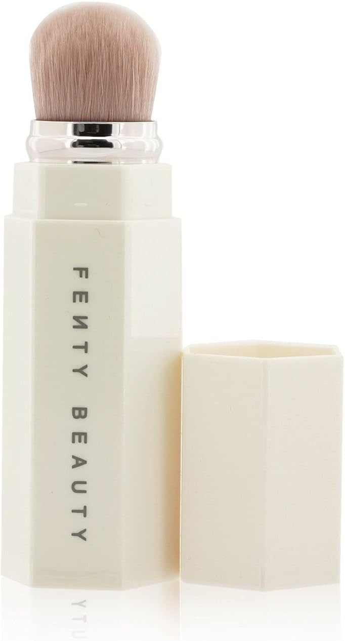 Fenty Beauty By Rihanna Portable Contour & Concealer Brush 150