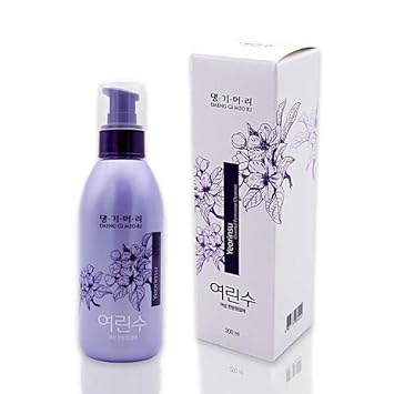 Daeng Gi Meo Ri Experience Refreshing Cleanliness Feminine Herbal Cleanser - Safe For Sensitive Skin, Eliminates Odor, Ph Balanced, And Voted #1 In Korea - 200Ml