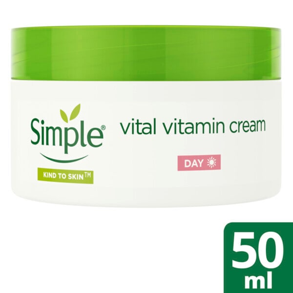 Simple Kind To Skin Vital Vitamin Day Cream Spf 15 50Ml