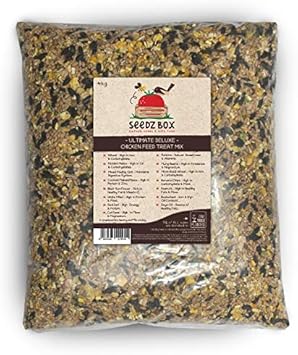 Chicken Food Treat Mix 4kg - SeedzBox Deluxe Poultry Chicken Feed - Natural Treats for Hens and Roosters - Poultry Grit Millet and Wheat - Encourages Ground Scratching - High in Protein and Fibre