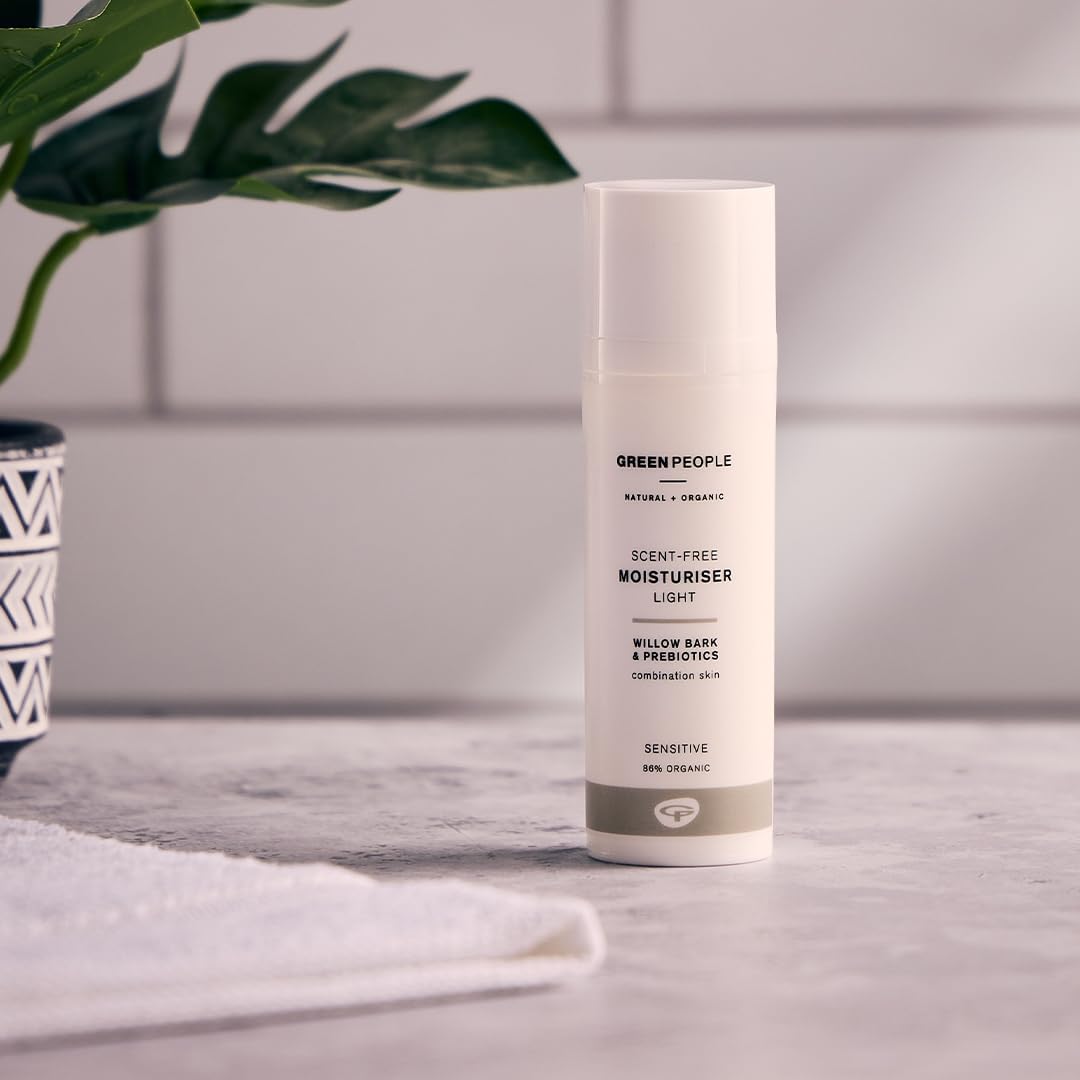 Green People Scent Free Light Moisturiser - Suitable for Sensitive Skin - Organic, Cruelty Free & Vegan, 50ml : Amazon.co.uk: Beauty