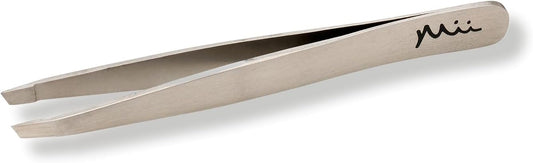 Mii Cosmetics - Brow By Mii Definitive Slanted Tweezers - Stainless Steel Precise Professional Tweezers : Amazon.co.uk: Health & Personal Care