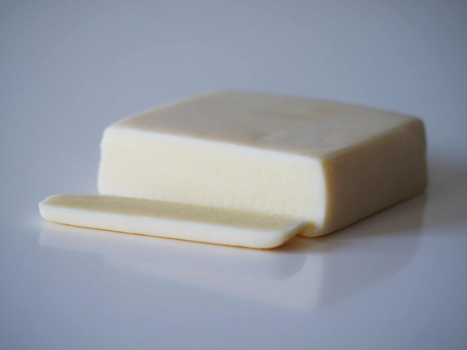 Monterey Jack Cheese Quarter Wheel 900g Direct from GREAT BRITISH TRADING LIMITED : Amazon.co.uk: Grocery