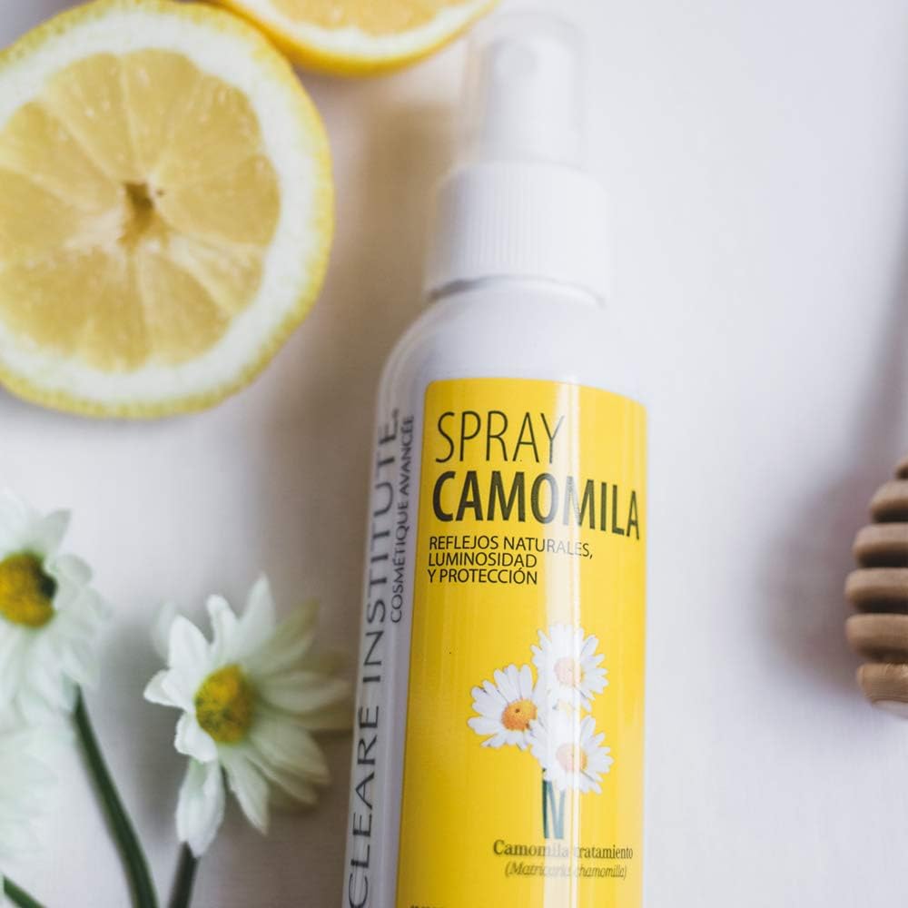 Clearé Institute Chamomile Spray - Gloss, Smoothness and Silky Touch | Natural Golden Reflections | 99% Natural Ingredients | Damaged Hair | With Chamomile, Lemon and Honey Extract - 125 ml