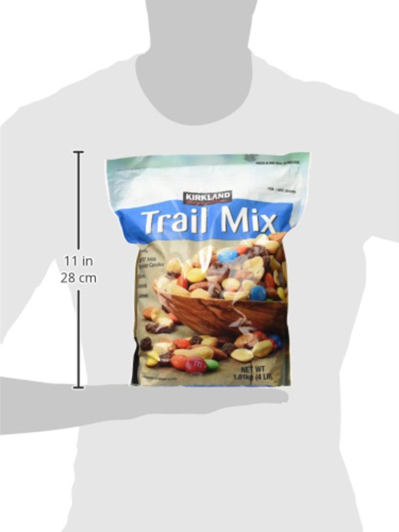 Signature Trail Mix, Peanuts, M and M Candies, Raisins, Almonds and Cashews, 4 Pound (249965) : Grocery & Gourmet Food