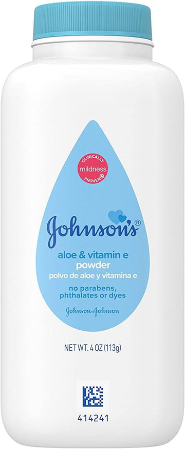 JOHNSON'S Baby Powder, Soothing Aloe & Vitamin E 4 oz (Pack of 2)