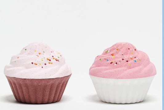Revolution Cupcake Bath Bomb Set, 2 X 80G, Bath Fizzer
