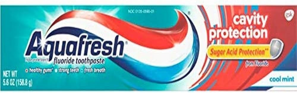 Aquafresh Cavity Protection Fluoride Toothpaste, Cool Mint, 5.6 Ounce