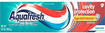 Aquafresh Cavity Protection Fluoride Toothpaste, Cool Mint, 5.6 Ounce