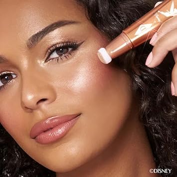 Charlotte Tilbury Hollywood Beauty Light Wand Limited Edition 12 Ml Spotlight : Beauty & Personal Care