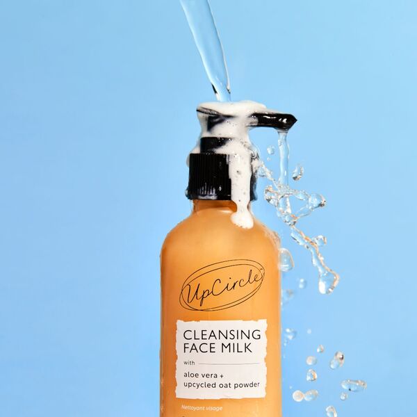 Upcircle Cleansing Face Milk With Aloe Vera + Oat 120Ml