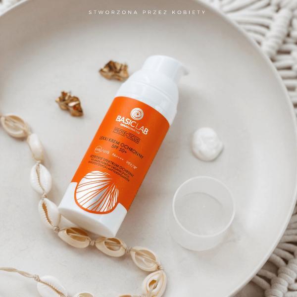 Basiclab Light Protective Cream Spf50 + 50Ml