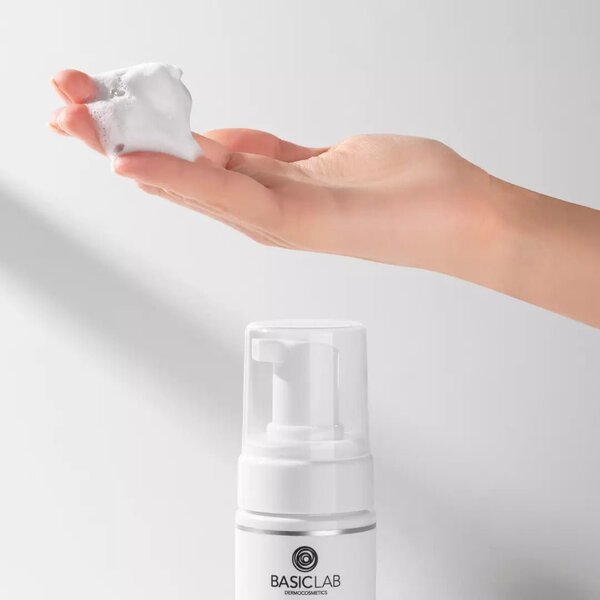 Basiclab Dermatological Cleansing Foam Sensitive Skin 150Ml