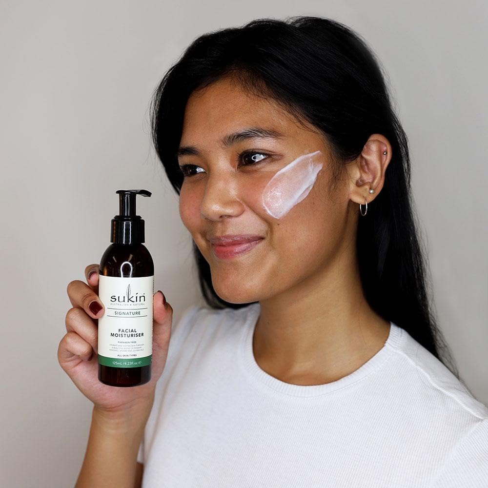 Sukin Signature Facial Moisturiser 125ml - with Vitamin E; Cruelty Free & Vegan Friendly - Nourishes, Softens & Protects the Skin’s Moisture Barrier. : Amazon.co.uk: Beauty