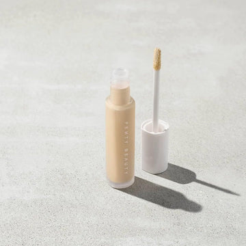 Fenty Beauty By Rihanna Pro Filt'R Instant Retouch Concealer 8Ml Shade 145 Light
