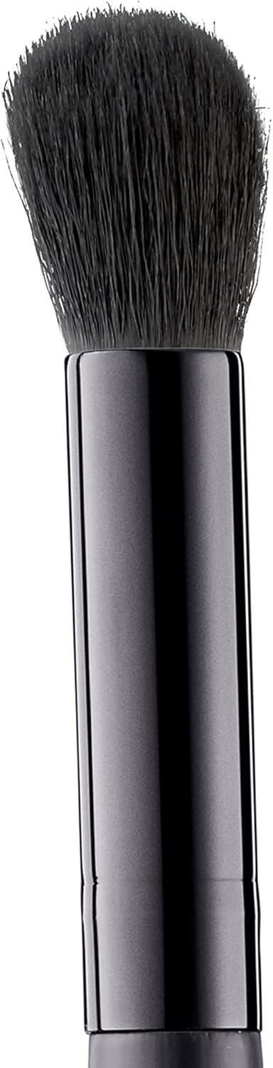 E.l.f., Flawless Concealer Brush Soft Synethic Rounded Versatile Covers Conceals Contours Highlights Blends Wet or Dry Product Easy To Clean, 1 count : Amazon.co.uk: Beauty