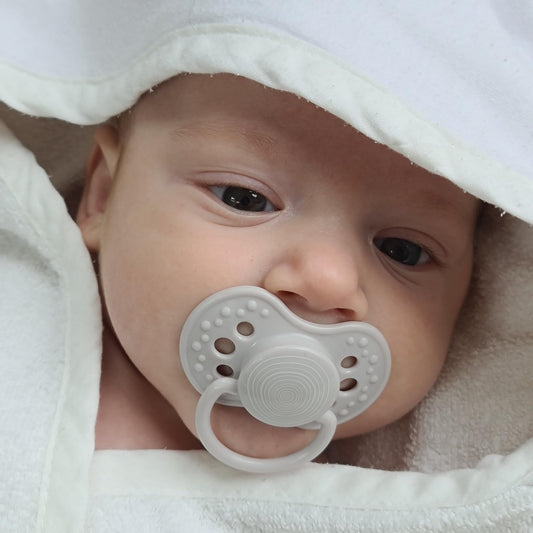 Difrax Lovi Dynamic Dummy 3-6 Months Grey