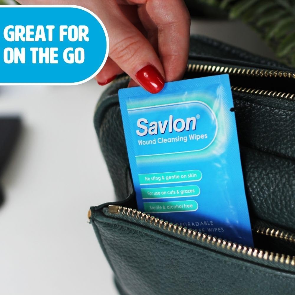 Savlon Wound Cleansing Wipes, Alcohol Free, Cleaning Wipes for Wounds, Pack of 10 Wipes, Gentle, for Cuts and Grazes, Sterile, Alcohol Free, Biodegradable Plastic Free Wipes : Amazon.co.uk: Health & Personal Care