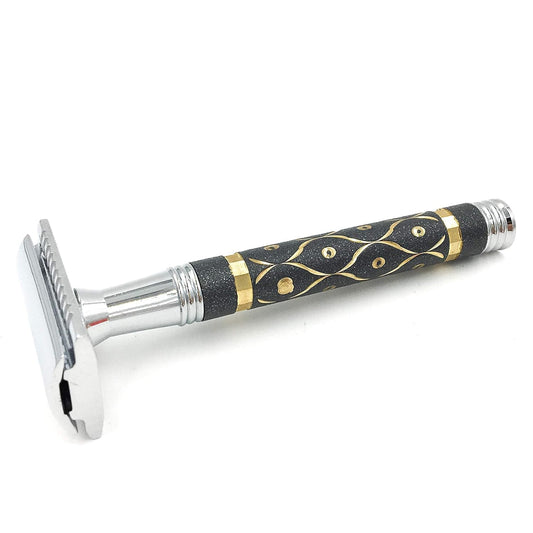 Parker 65R Super Heavyweight Double-Edge Safety Razor – Sandstone-Textured Brass Handle, Chrome-Plated Frame – Heavyweight 4" Grip For Precise Control – Includes 5 Premium De Blades