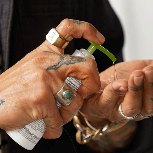 Paul Mitchell Gloss Drops Shine Serum, Frizz-Free Polish, Brilliant Shine, For Frizzy Hair, 3.4 Fl. Oz