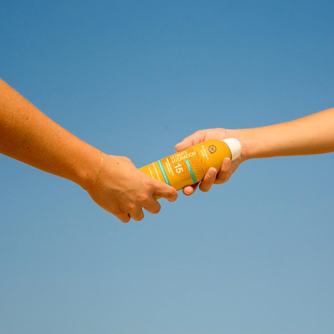 Australian Gold Continuous Spray Sunscreen Spf 15, 6 Ounce, Dries Fast, Broad Spectrum, Water Resistant, Non-Greasy, Oxybenzone Free, Cruelty Free,A70908 : Home & Kitchen