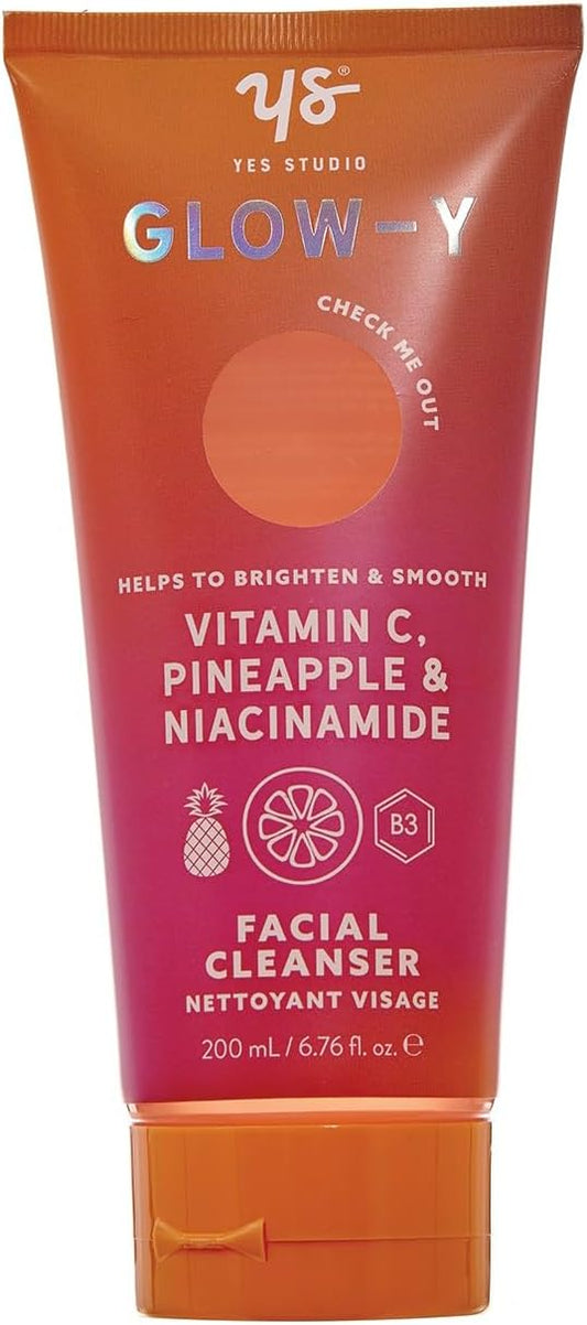 Yes Studio Glow-Y Facial Cleanser With Vitamin C Pineapple & Niacinamide Vegan - 200Ml
