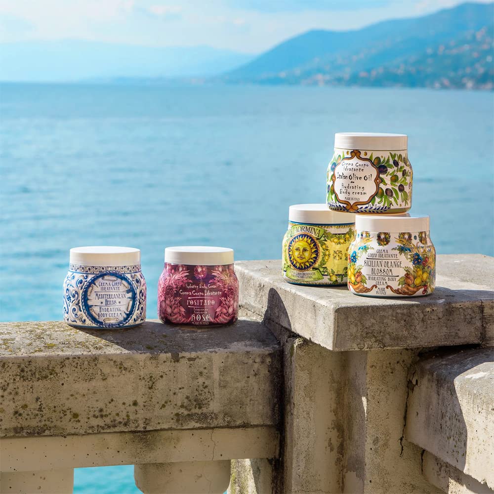 Le Maioliche - Versilia - Moisturising Body Cream 450Ml - Made In Italy - Notes Of Jasmine, Magnolia, Sweet Mandarin, Melon, White Peach, Pear, Bergamot, Vanilla, Cedarwood