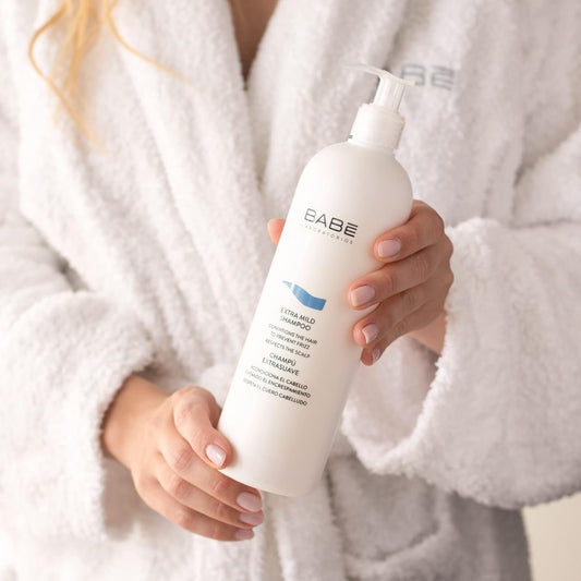 Laboratories Babé Extra Soft Shampoo For Sensitive Hair, Provides Softness And Hydration, Shampoo For Men And Women, Hair Care, Soothing, Respects The Ph – 500 Ml
