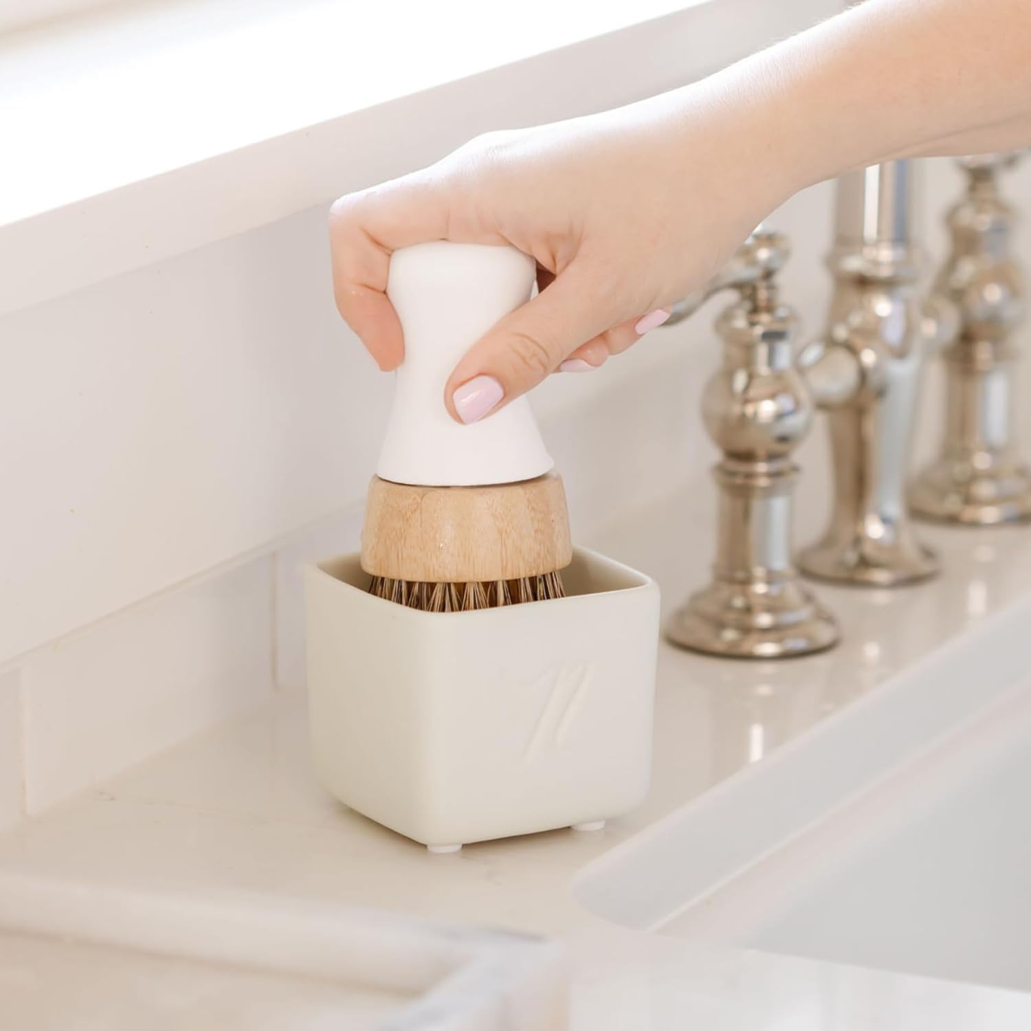 Nellie's Dish Butter - Eco-Friendly Dish Soap Block in a Reusable Ceramic Container - Light Spruce Scent for a Sustainable Dish Cleaning Experience (White) : Health & Household