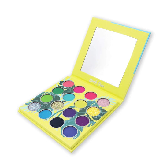 Kara Beauty Beach Daze Eyeshadow Palette